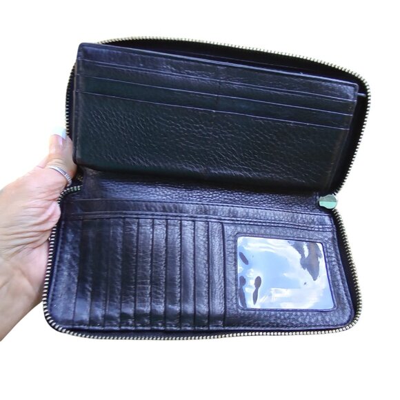 Michael Kors Black Leather Continental Zip Wallet Wristlet EUC - Picture 3 of 4